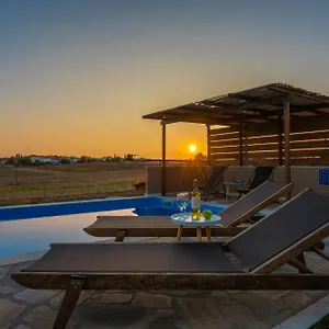 Villa Esperanza, Flogita